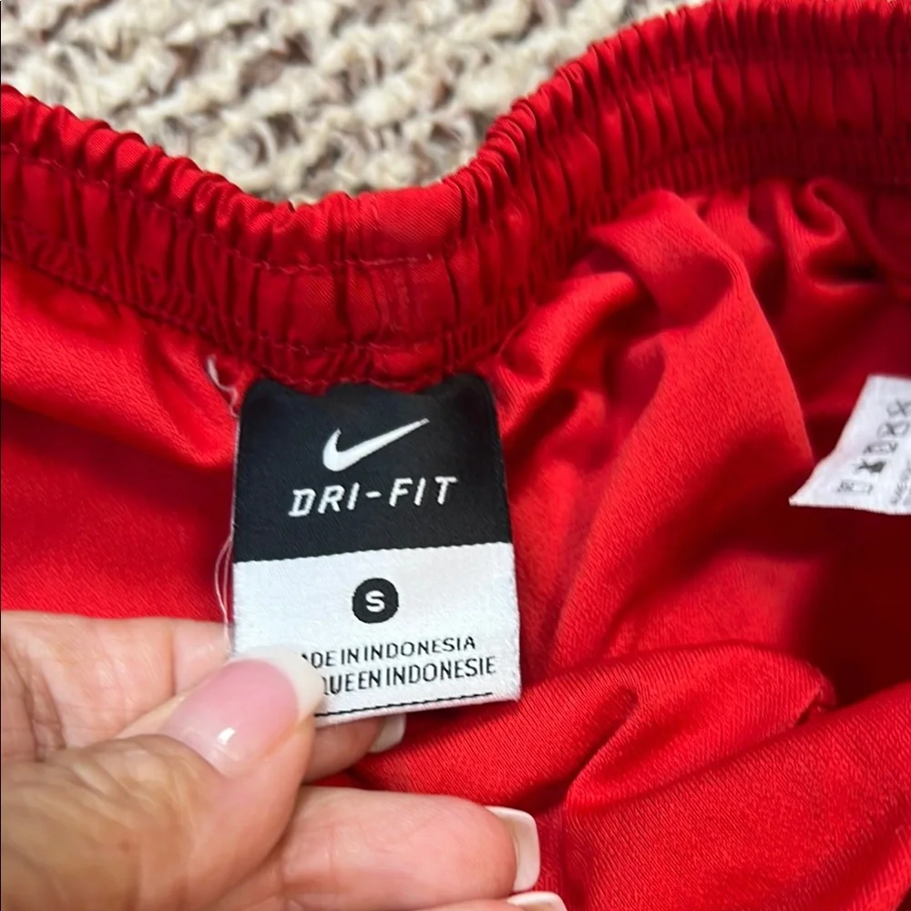 Nike stay comfortable